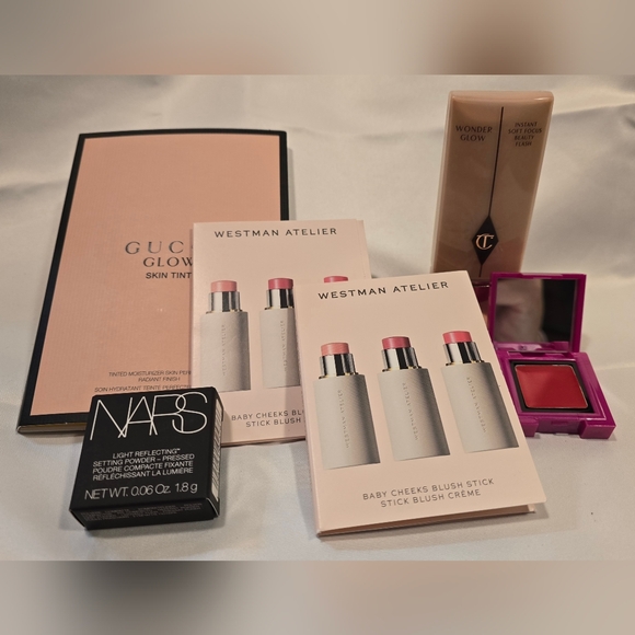 Complexion Mini Makeup Bundle - Picture 1 of 4